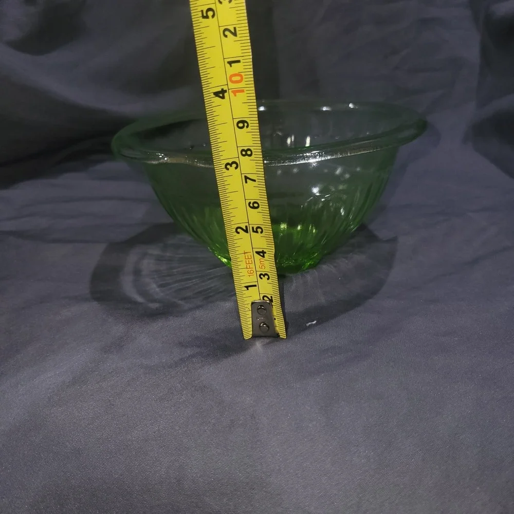 Vtg Green Vaseline Uranium Glass Turned Rim Ribbed 6 in Mixing Bowl Nesting